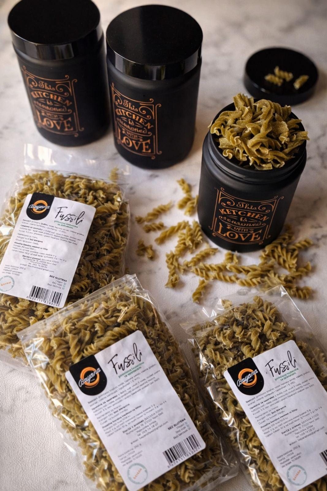 Pirinčana testenina sa spanaćem